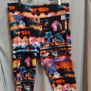 Tropical Floral Capri Leggings Size 3X
